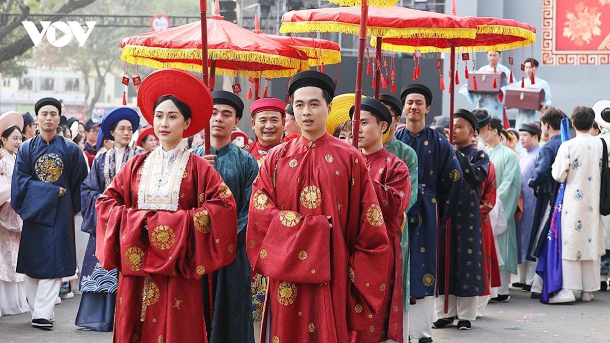 Traditional attire finds new life in modern cultural landscape